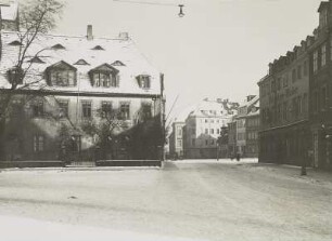 Blick in die Kasernenstraße : Dresden-Neustadt, Blick in die Kasernenstraße vom Neustädter Markt, links Kasernenstraße 1