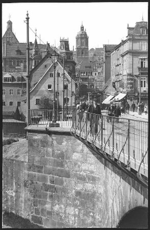 Meißen. Blick von der Brücke in die Elbstraße