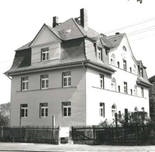 Colditz, Am Ring 17. Wohnhaus (um 1925). Straßenansicht