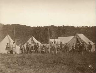 Zeltlager von Emil Odebrecht, Augusto Zittlow und Neisse, Blumenau (Brasilien)