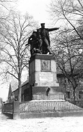 Niedergörsdorf-Dennewitz. Denkmal zur Erinnerung an die Schlacht bei Dennewitz 1813