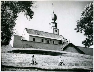 Die Kirche Allerheiligen in Urach