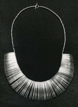 Halskette aus Silber "Mondstrahlkette" von Max Zehrer