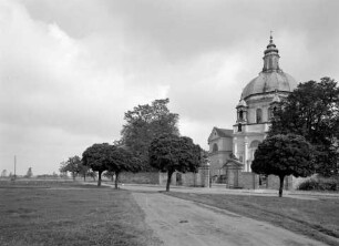 Katholische Kirche der Unbefleckten Empfängnis Mariens und Sankt Philipp Neri, Głogówko (powiat gostyński), Polen