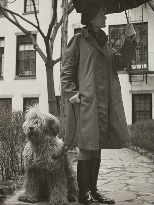 Modeaufnahme, Modelle Bijou Barrington und Paddy (Harper's Bazaar)