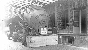 Stuttgart Brauerei Dinkelacker Behälterverkehr Großbehälter Braugerste
