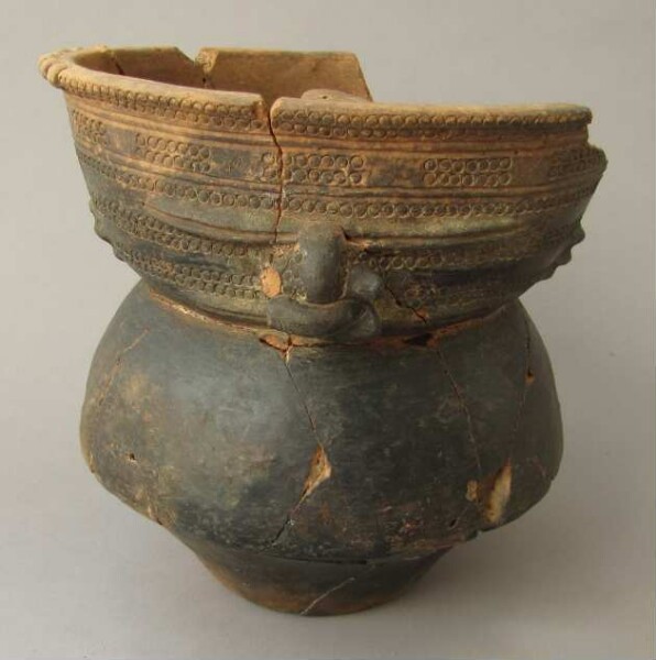 Clay vessel