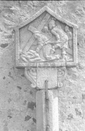 Fulda: Steinreliefsbildstöcke an der Klostermauer Frauenberg