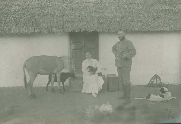 Wirtschaft op. Knorre und Frau Njgerigeri bei Kilwa.