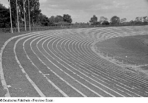 Blick auf die Tribüne