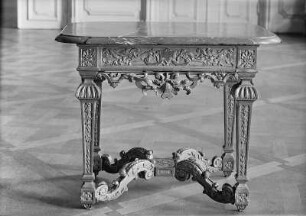Tisch : Dresden, Residenzschloss, barocker Tisch