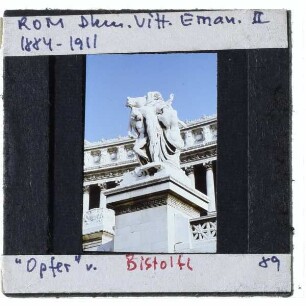 Rom, Monument für Vittorio Emanuele II / Altare della Patria : Allegorie des Opfers