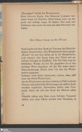 Der Mann hängt an der Wand