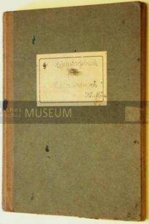 Dokumentation zum Kriegsgeschehen 1942/43 mit handgeschriebener Chronologie und eingeklebten Fotos und Zeitungsausschnitten (Schüler-Arbeit)