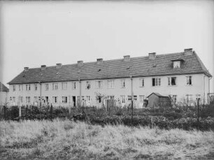 Güstrow, Kuhlenweg. Reihenhäuser (um 1936). Hofseite