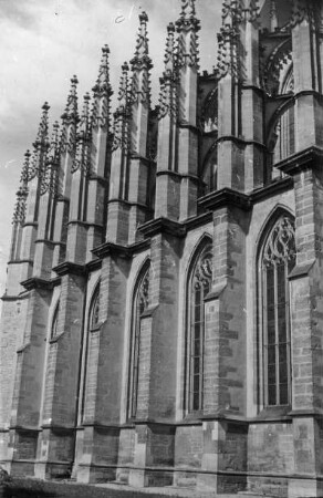 Kutná Hora / Kuttenberg (Tschechien), St. Barbara, Südseite des Langhauses