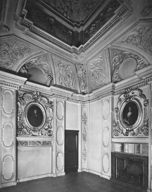Stadtschloss — Ostflügel — ehemalige Kapelle der Kurfürstin, Raum 828