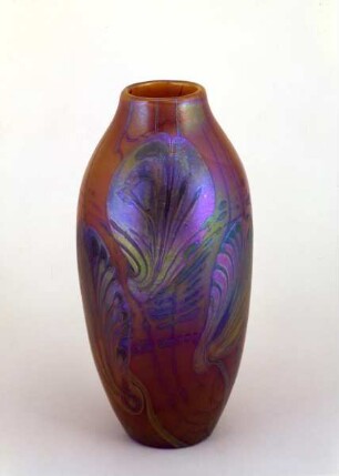 Vase mit Palmettenblütendekor aus Fravile-Glas