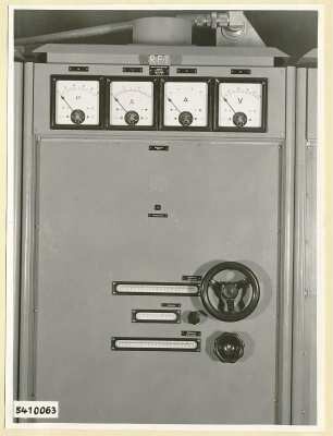 10-kW-UKW-Rundfunksender Typ Nr. G 506, Schrank 3 oben, Foto 1954