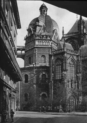Aachen, Dom, Oktogon, Annenkapelle, Annenkapelle 1499 geweiht