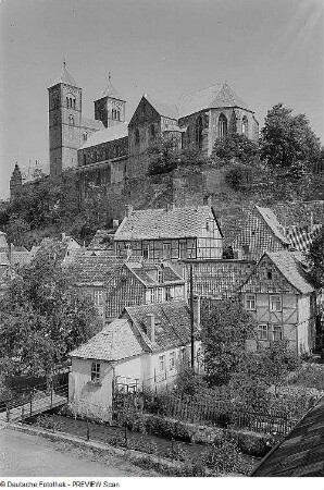 Quedlinburg. Stiftskirche St. Servatius (1129 geweiht), Ansicht von Südosten