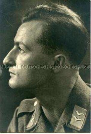 Porträt eines Unteroffiziers der Luftwaffe