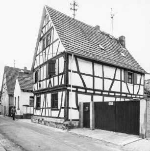 Fachwerkwohnhaus; Hainburg, Maingasse 10
