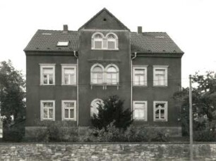 Dresden-Briesnitz, Seußlitzer Straße 1. Wohnhaus (1860/1870)