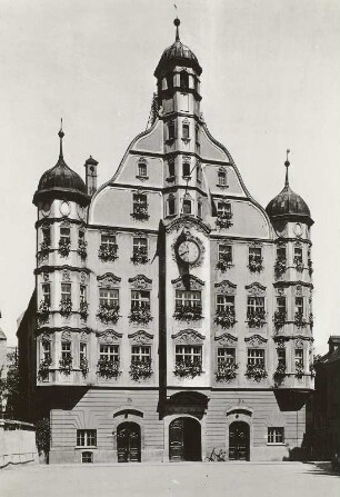 Memmingen, Rathaus : Memmingen. Rathaus. Renaissancebau von 1589