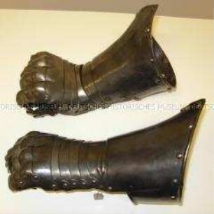 Handschuhe, ein Paar