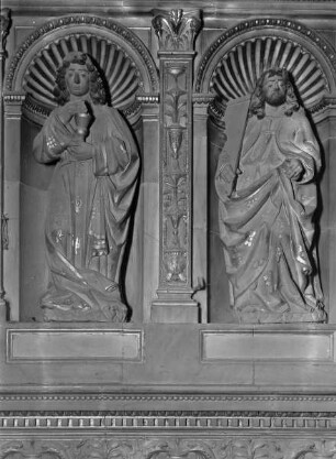 Grabmal Kardinal Pedro Gonzales Mendoza, unteres Geschoss: Apostel Jakobus Major und Evangelist Johannes