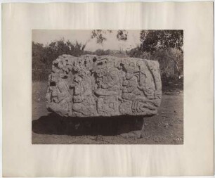 Altar T, Nordwestseite (Ostseite?).