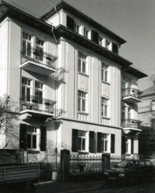 Radebeul. Wohnhaus, Louisenstraße 6 (um 1910). Straßenansicht