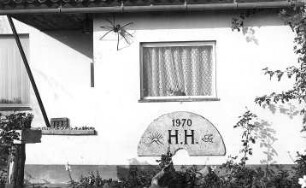 Görlitz-Klingewalde. Teil eines Mühlsteins