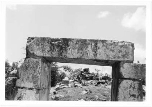 Chichen Itza, Four Lintels, Lintel 4 (CHN: Lnt. 4, Str. 7B4)