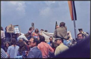 Protestgruppe an der Stadtautobahn