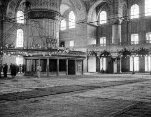 Sultan-Ahmed-Moschee : Konstantinopel (Instanbul/Türkei). Innenraum der Sultan-Ahmed-Moschee