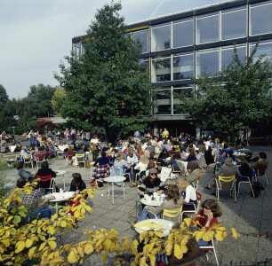 Studentenhaus & Mensa