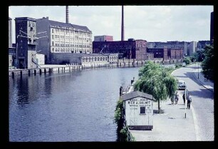 Spree b. Moabit 9.6.64.