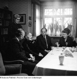 Elsa Buchwitz, Geburtstag? und Porträts
