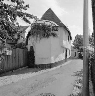 Rüdesheim, Neustraße 6