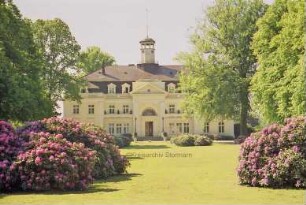 Herrenhaus Blumendorf: Frontansicht