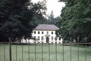Gut Krummbek: Herrenhaus: Frontseite mit Portal