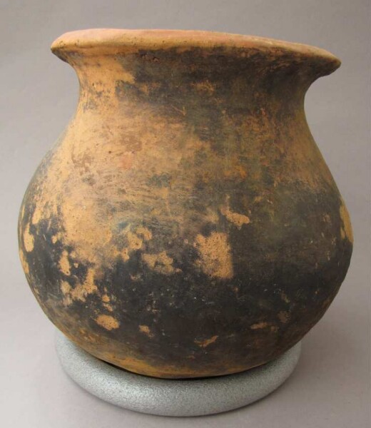 Clay vessel