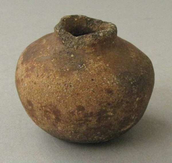 Clay vessel