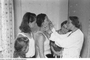 Reihenuntersuchung, Juni 1950