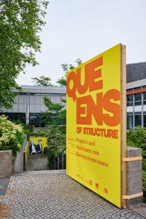 Ausstellung »Queens of structure«. 3.6.-8.7.2021, Tiefgarten des Architekturmuseums, Berlin: Ausstellungsfoto