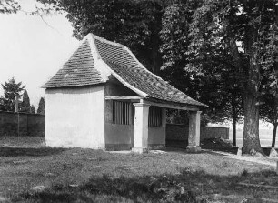 Pestkapelle (historische Urbanuskapelle), Gefallenenehrenmal; Hanau, Vogelsbergstraße