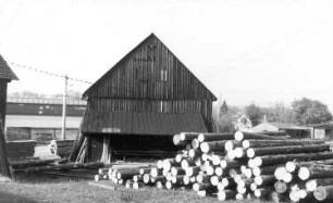 Neukirch. Angermühle, Blick zur Scheune