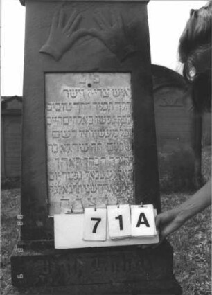 Grabstein 71A